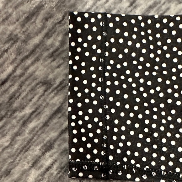 Nike Women’s Black and White Dotted Leggings. Fleece lined for running. EUC - Picture 7 of 12